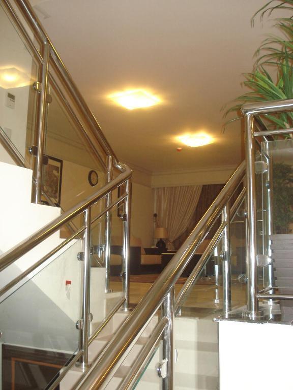 Al Tayyar Suites & Hotel Apartments - ריאד חדר תמונה