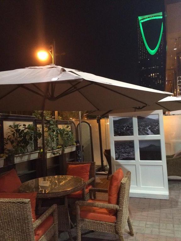 Al Tayyar Suites & Hotel Apartments - ריאד מראה חיצוני תמונה