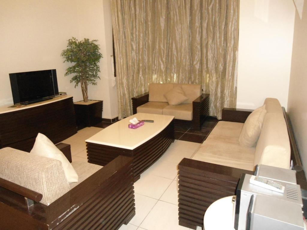 Al Tayyar Suites & Hotel Apartments - ריאד חדר תמונה